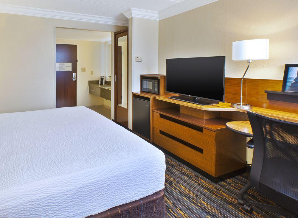 Fairfield By Marriott Inn & Suites Herndon Reston Bagian luar foto