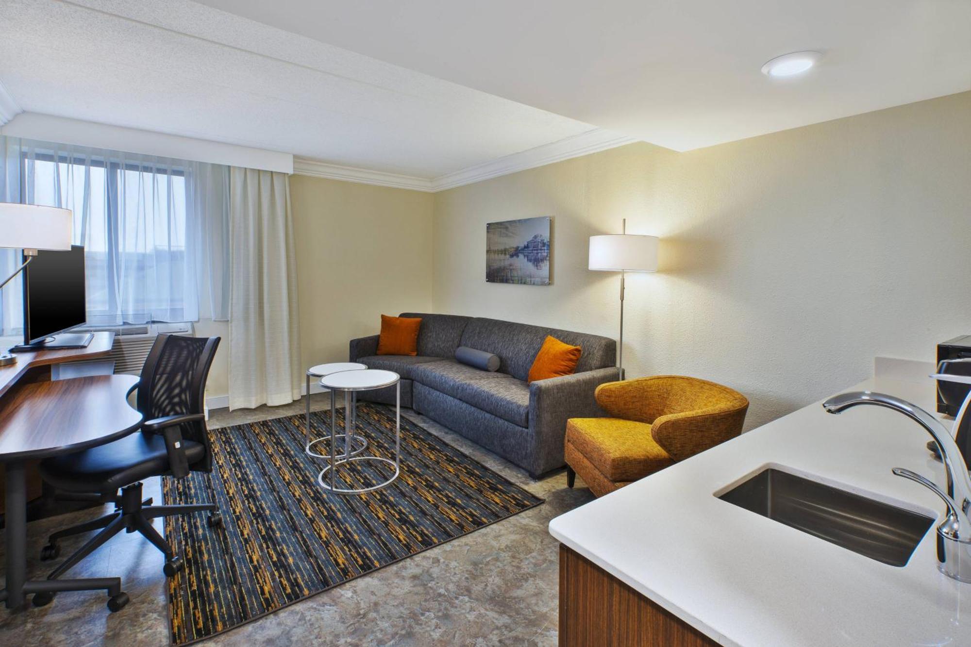 Fairfield By Marriott Inn & Suites Herndon Reston Bagian luar foto